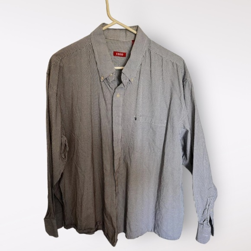 IZOD Black and White Long Sleeve Button‎ Down XL